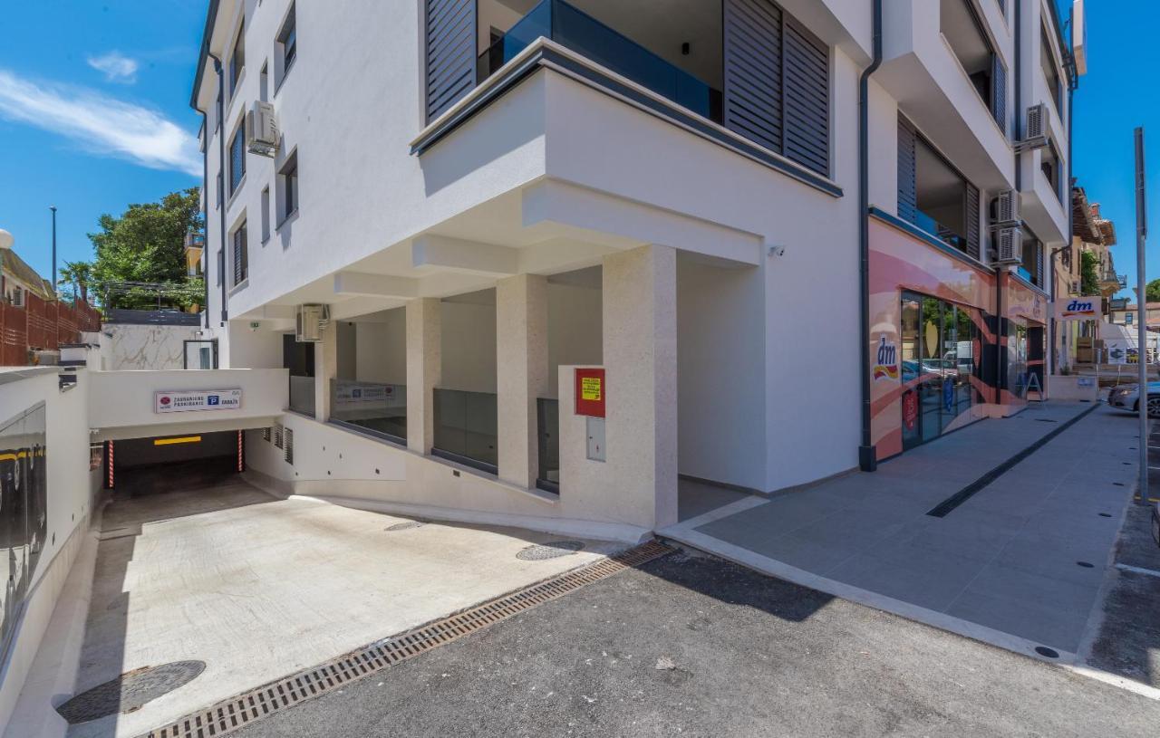 Val Di Sole 2 Apartment Пореч Екстериор снимка